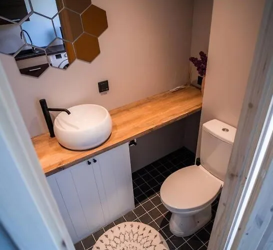 شقة Cozy In The Center Of *